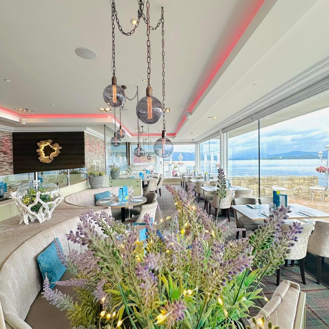 Duck Bay Hotel & Restaurant 발로크 외부 사진